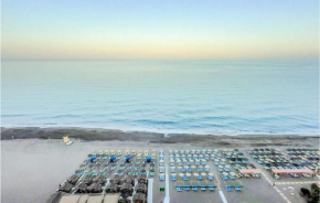 Stunning Apartment In Torremolinos With Wifi